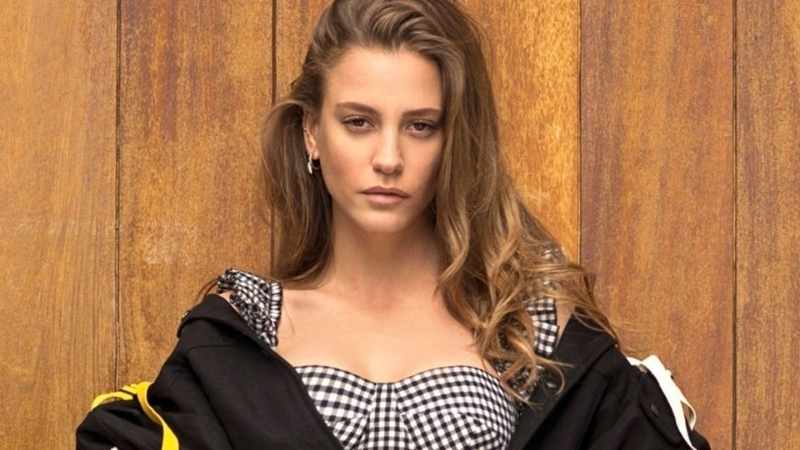 Serenay Sarıkaya