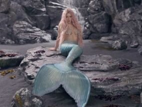 Shakira Klip Çekiminde Fare ile İmtihanı