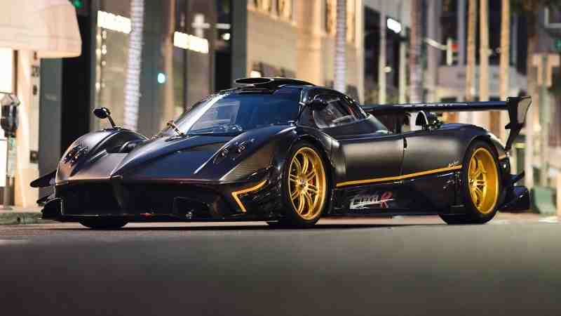 Pagani Zonda R Dünyanın En Hızlı Arabası